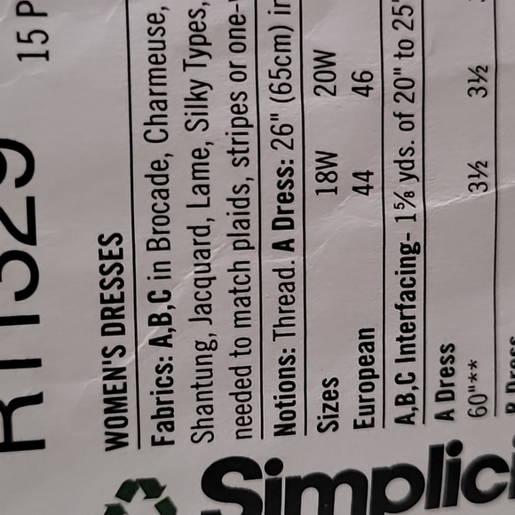 Simplicity Women's Dresses Pattern Size 26W-32W - Picture 6 of 6